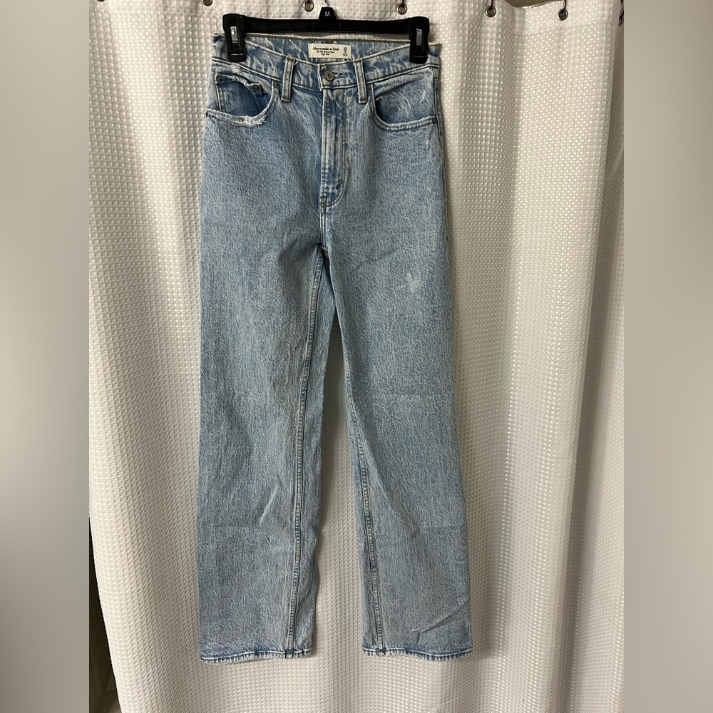 Abercrombie & Fitch The 90’s Relaxed Jean High Rise 25 0Long
